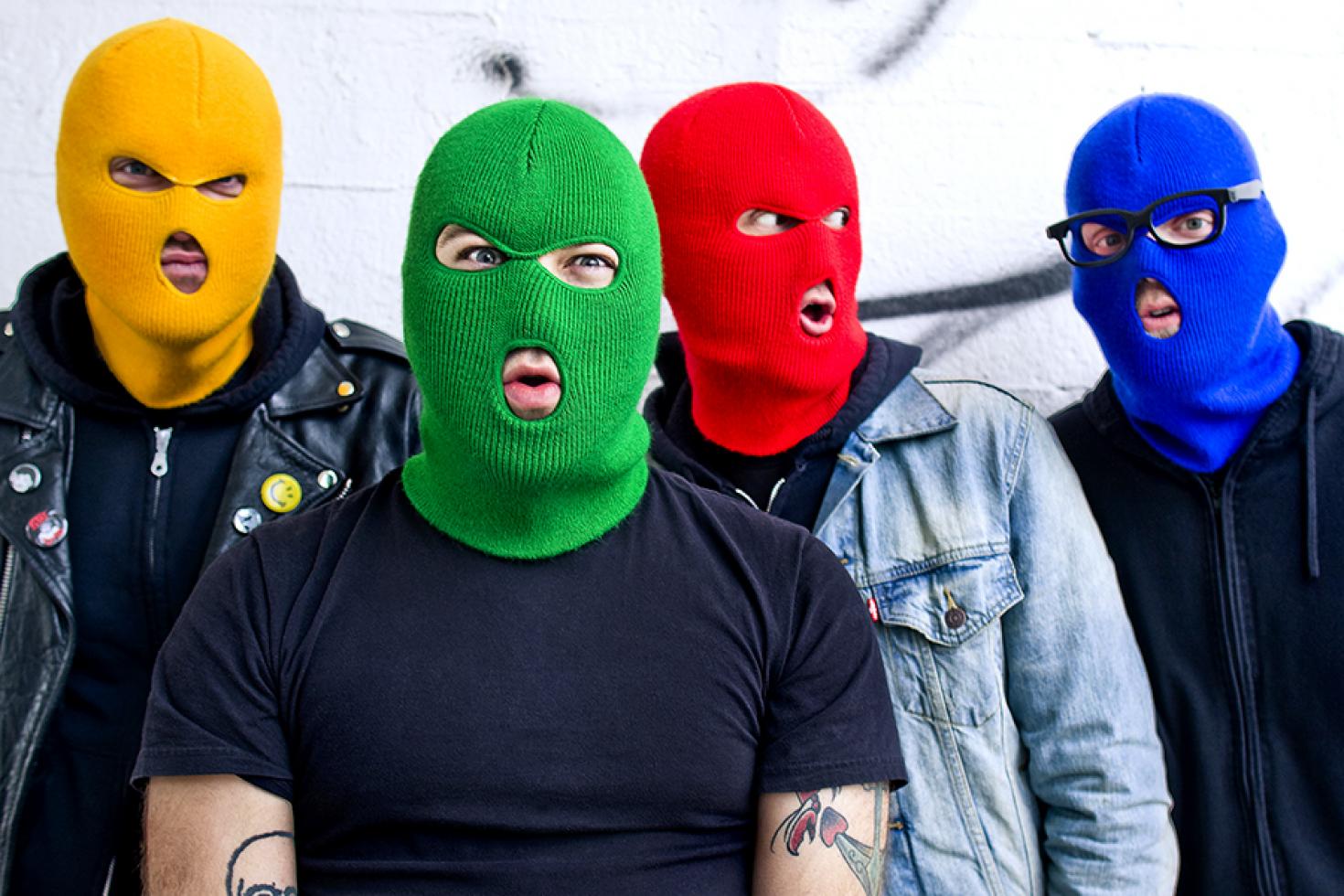 Features - Masked Intruder